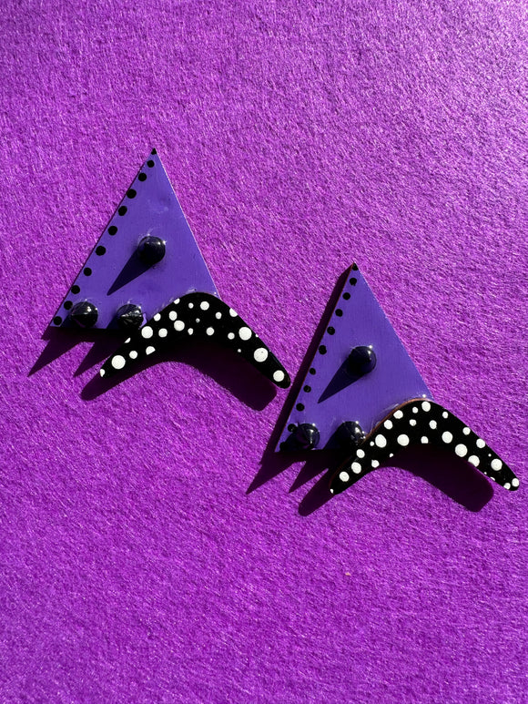 Abstract Triangles | 1 of 1