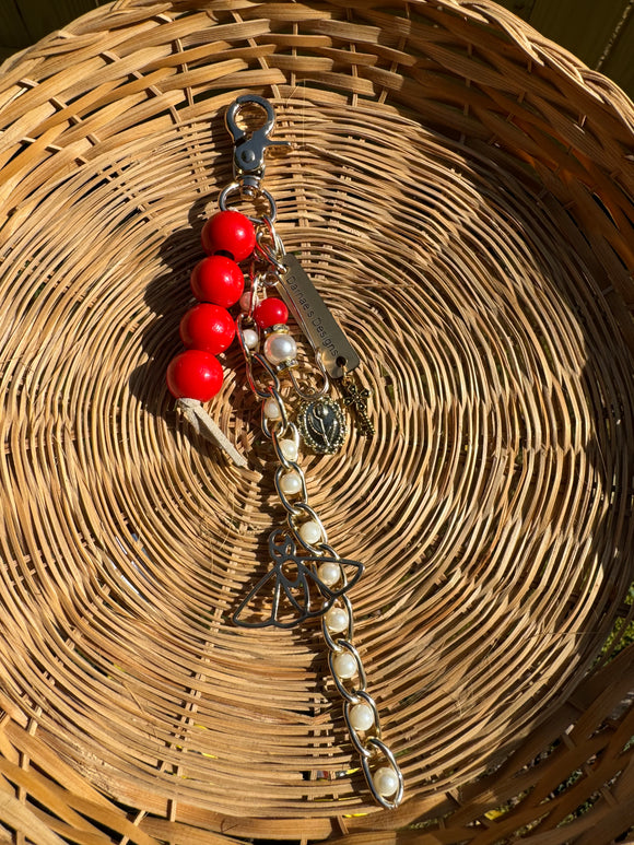 Junky Keychain | Red • Gold