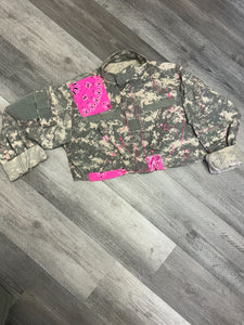 Darnae’s Custom DigiCam Pullover
